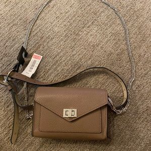 Cute little Versatile convertible purse!